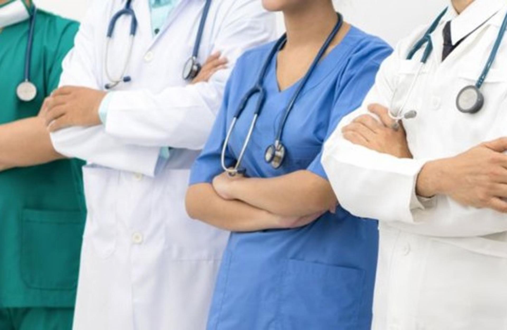 عائدات مالية ضخمة من مهنة الطب وتعويضات مؤسسات الحماية الاجتماعية.. تفاصيل حصرية حول إطاحة الديستي بشبكة الأطباء المزورين بسلا ومكناس 1 الأطباء