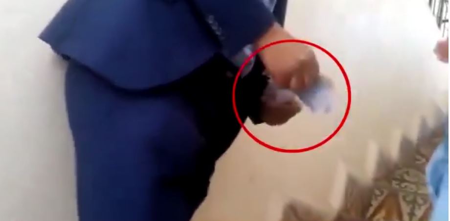أمن كلميم يوقف مرشح "الأحرار" الذي ظهر في فيديو يوزع المال مقابل الأصوات 1 رشوة