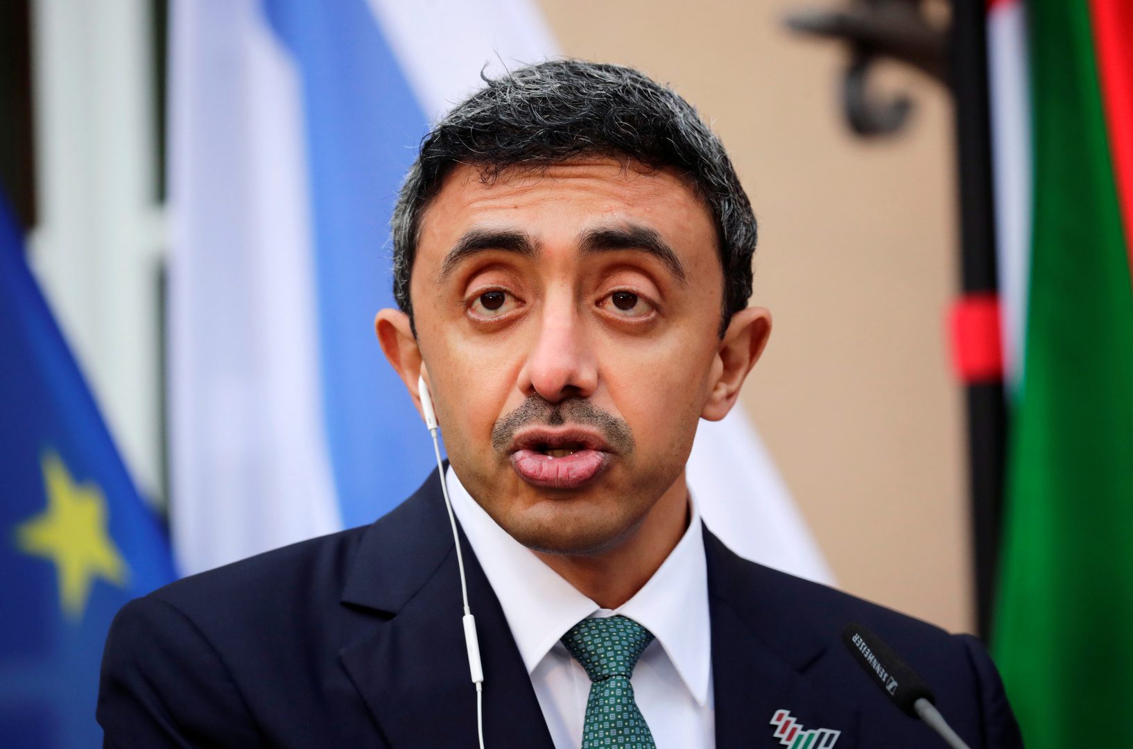 الإمارات العربية المتحدة تعلق على قرار قطع العلاقات بين الجزائر والمغرب 1 عبد الله بن زايد آل نهيان