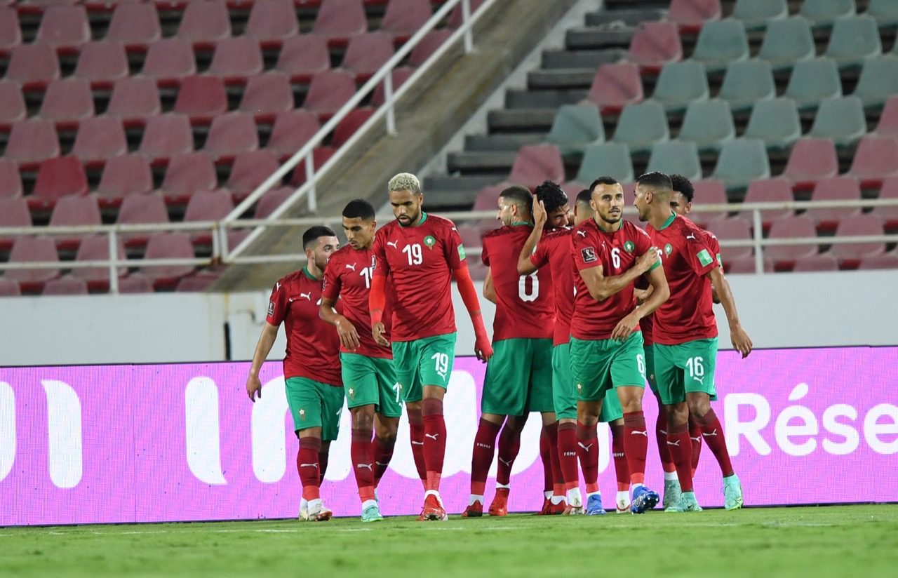 بسبب الوضع السياسي والأمني.. الفيفا والكاف يقرران تأجيل مباراة غينيا ضد المغرب المؤهلة لكأس العالم 2022 1 المنتخب المغربي 1