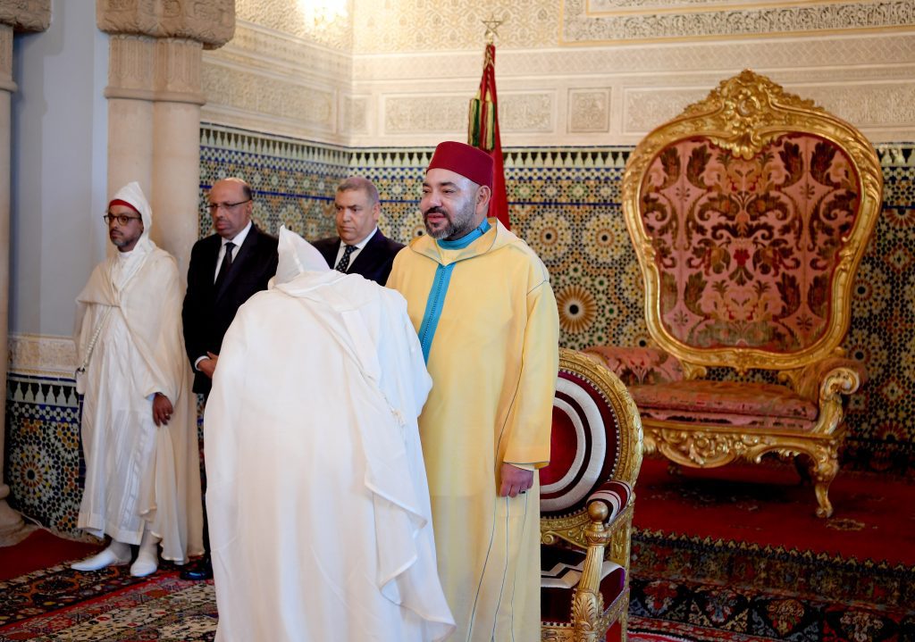 بعد تشكيل الحكومة.. تغييرات مرتقبة في صفوف الولاة والعمال بالمغرب 1 الملك محمد السادس