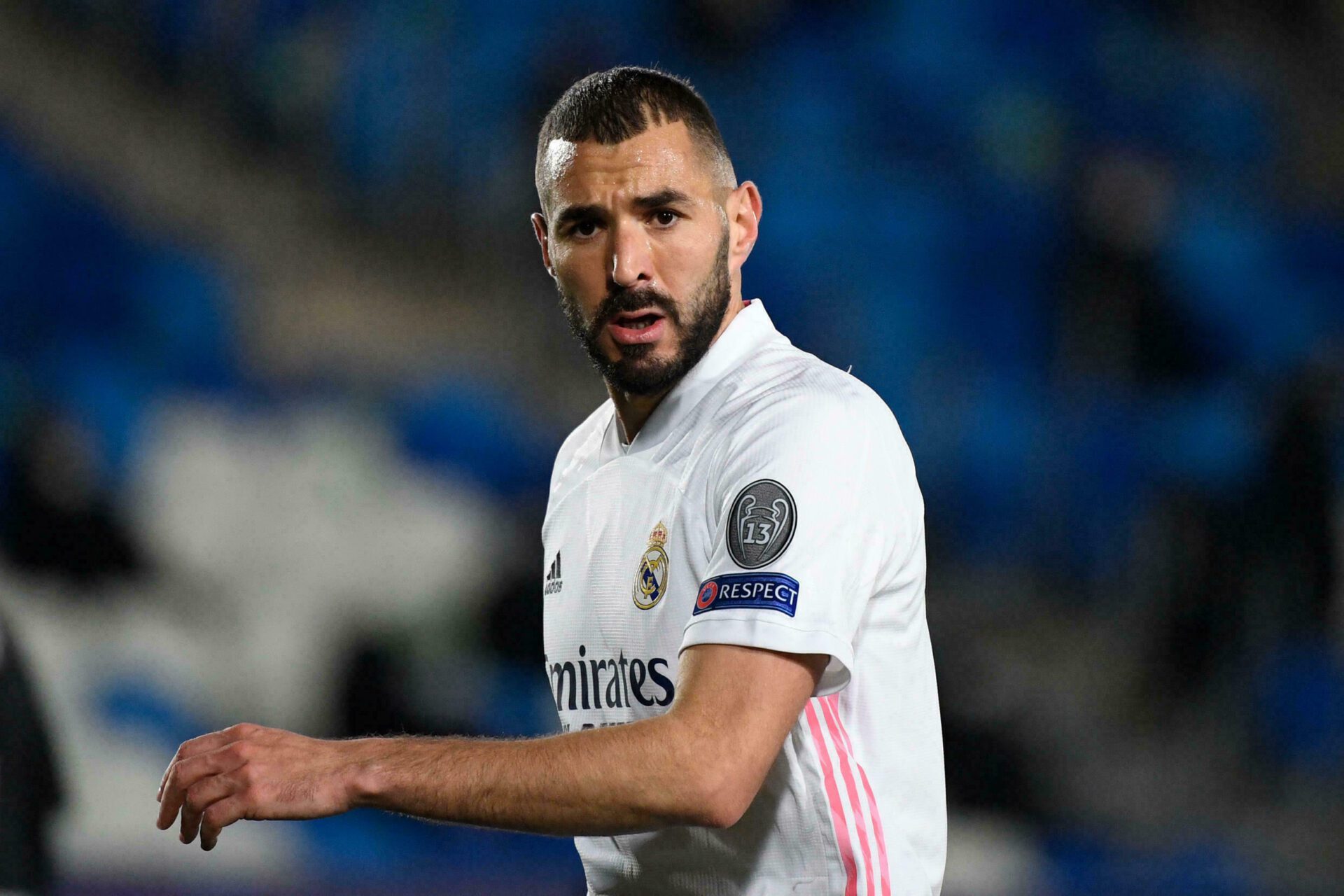 النيابة الفرنسية تطالب بسجن اللاعب كريم بنزيمة 1 كريم بنزيمة