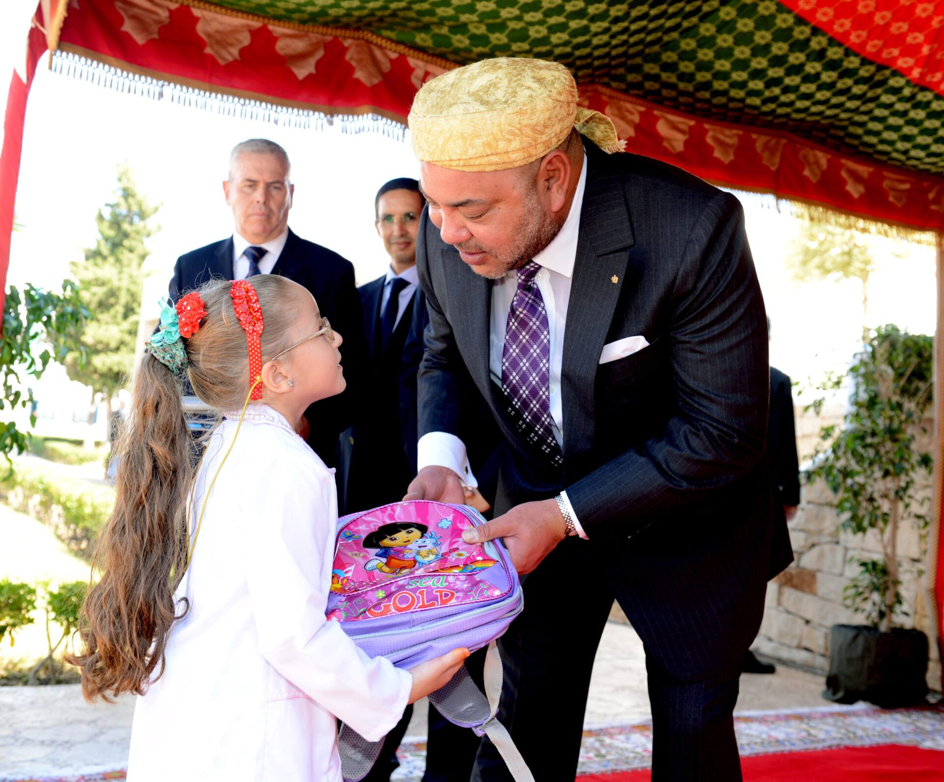 الموسم الدراسي 2021-2022.. أزيد من 4 ملايين و700 ألف مستفيد من المبادرة الملكية "مليون محفظة" 1 مليون محفظة scaled