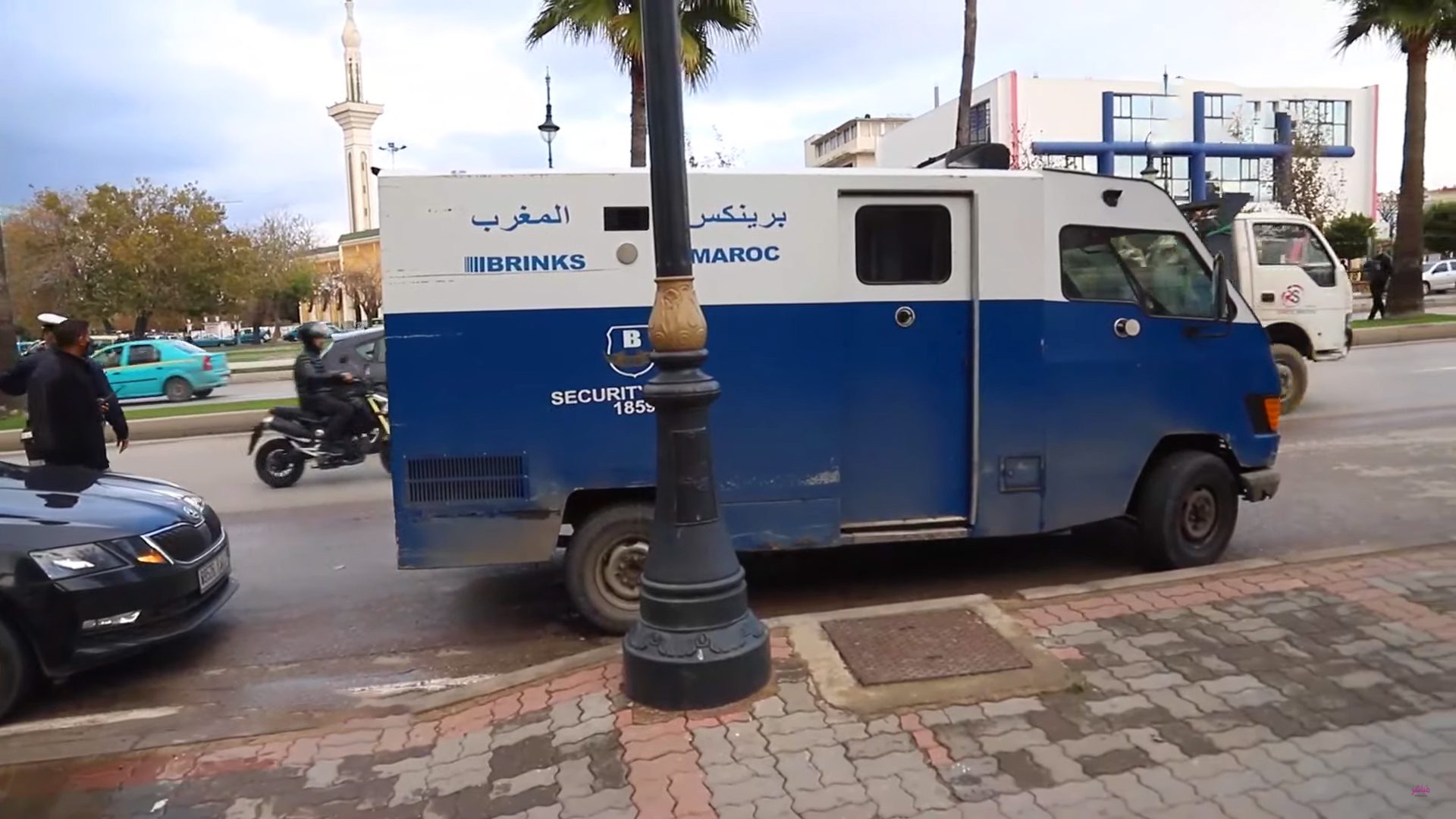 طنجة.. عصابة تسطو على ناقلة للأموال و تستولي على 160 مليون سنتيم 1 TANGER