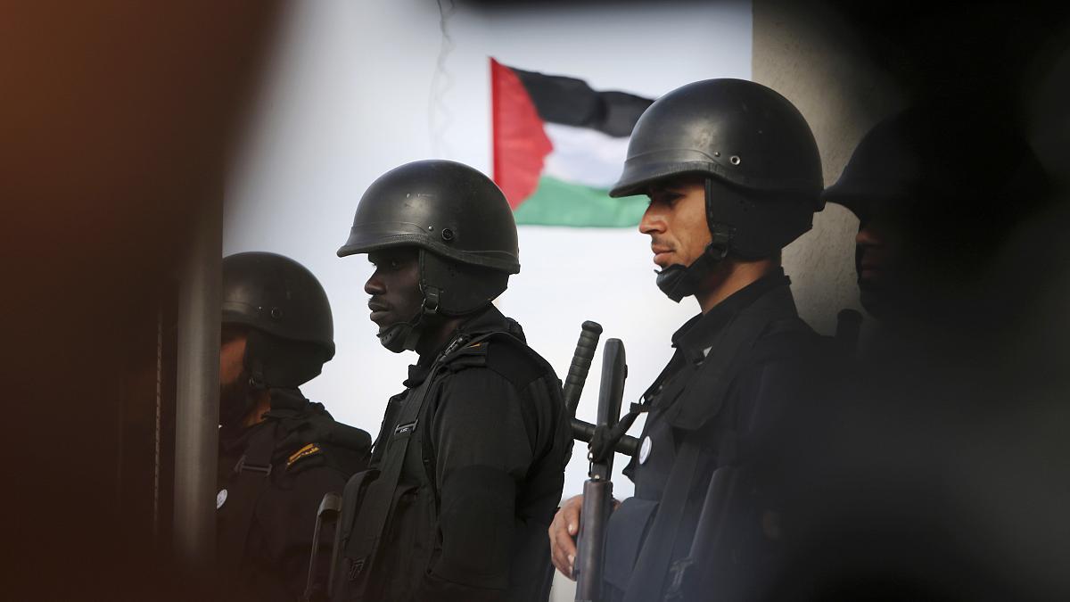حكم قضائي في قطاع غزة بإعدام ثلاثة فلسطينيين بتهمة "التخابر" مع إسرائيل 1 القضاء العسكري التابع لحكومة حماس