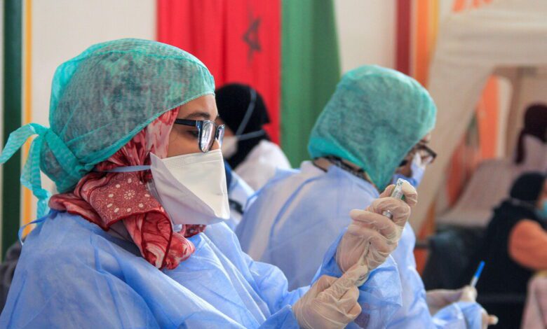 (كوفيد-19) .. 148 إصابة جديدة ونحو 5، 22 مليون ملقح بالكامل 1 تلقيح لقاح كورونا المغرب 780x470 1