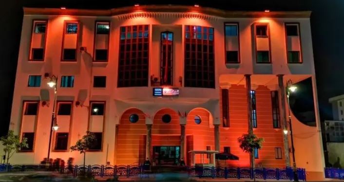 المديرية العامة للأمن الوطني تزين مقراتها رفضا للعنف ضد النساء المديرية العامة للأمن الوطني تزين مقراتها رفضا للعنف ضد النساء