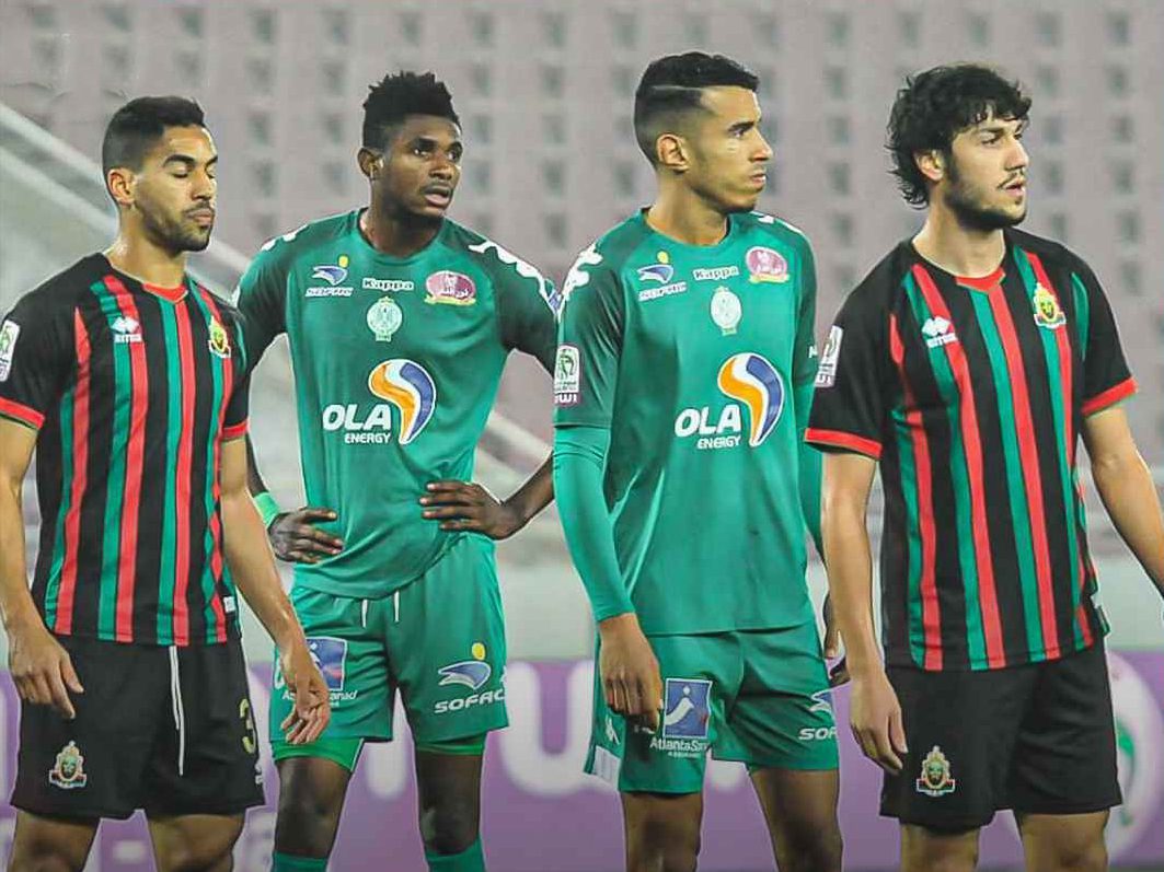“الكلاسيكو” ينتهي بين الجيش الملكي والرجاء الرياضي بالتعادل بهدف لمثله 1 الجيش والرجاء