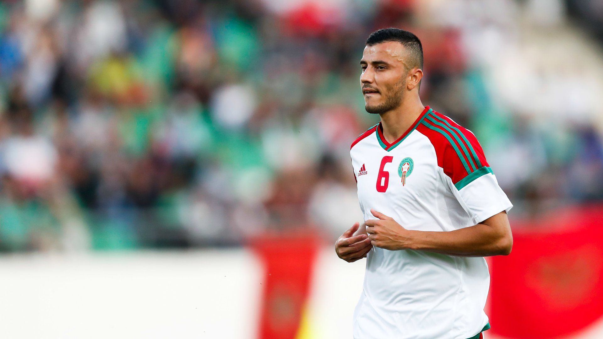 نادي فرنسي مهتم بالحصول على خدمات عميد المنتخب الوطني رومان سايس 1 رومان سايس