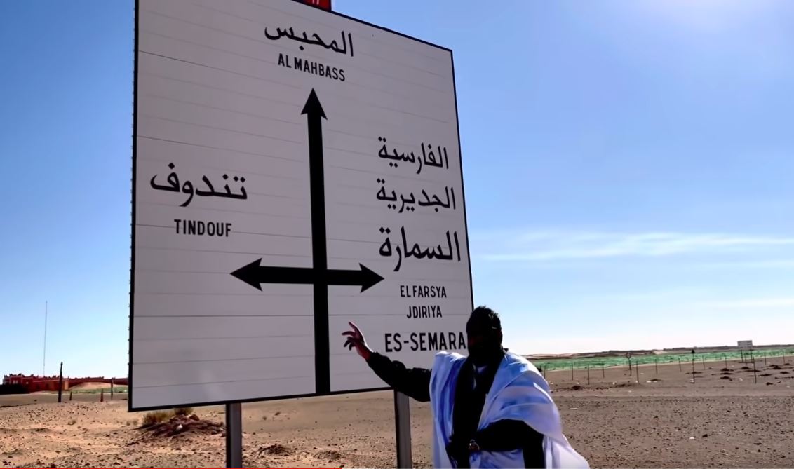بالفيديو.. إعلامي جزائري يؤكد بالدليل القاطع أن منطقة المحبس لا توجد فيها أي حرب فاضحا إعلام الجنرالات ودميته البوليساريو 1 وليد كبير