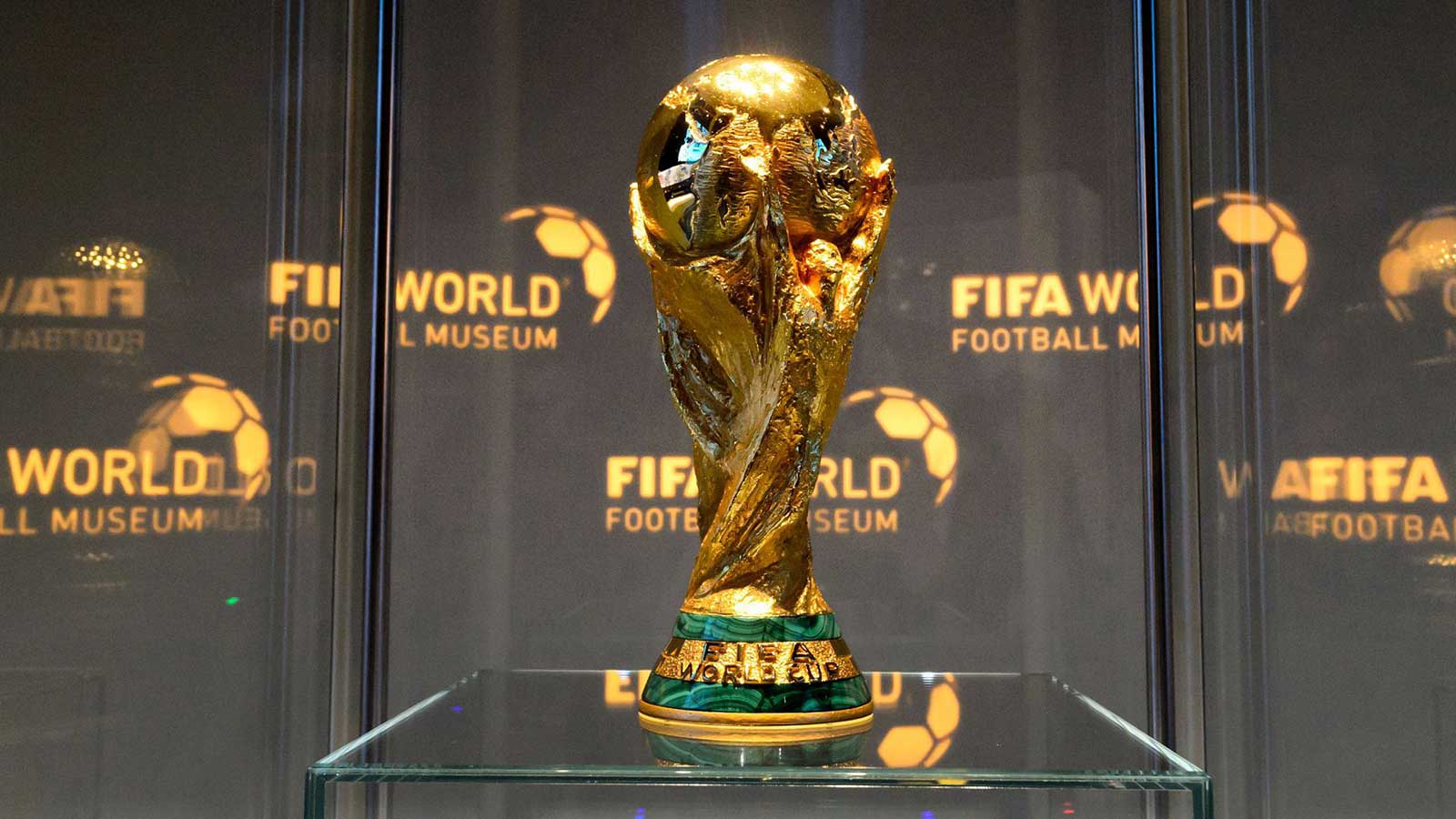 النزاع الروسي الاوكراني ..الاتحاد الفرنسي يدعو الى طرد روسيا من مونديال قطر 1 image 1