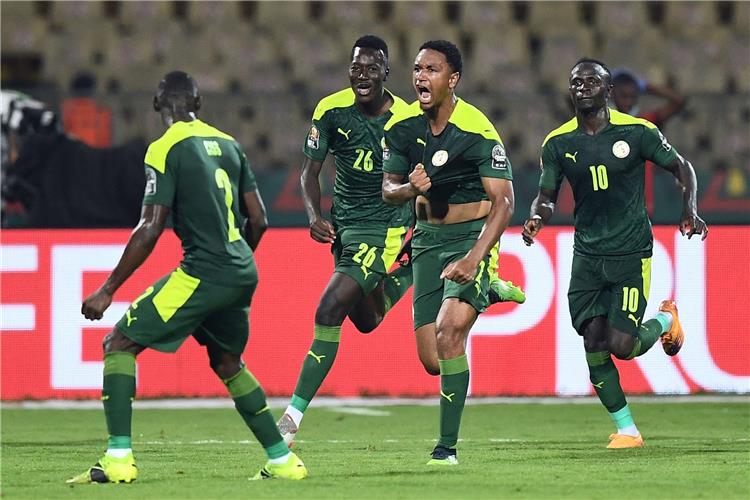 عاجل.. السنغال تقهر مصر وتتوج بكأس إفريقيا للمرة الأولى في تاريخها 1 السنغال