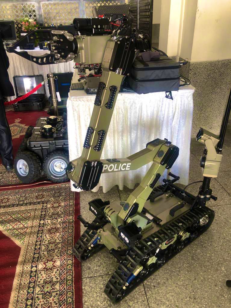 مديرية حموشي تعطي انطلاقة العمل بالفرقة الجهوية للمتفجرات التابعة لولاية أمن فاس (صور) مديرية حموشي تعطي انطلاقة العمل بالفرقة الجهوية للمتفجرات التابعة لولاية أمن فاس (صور)