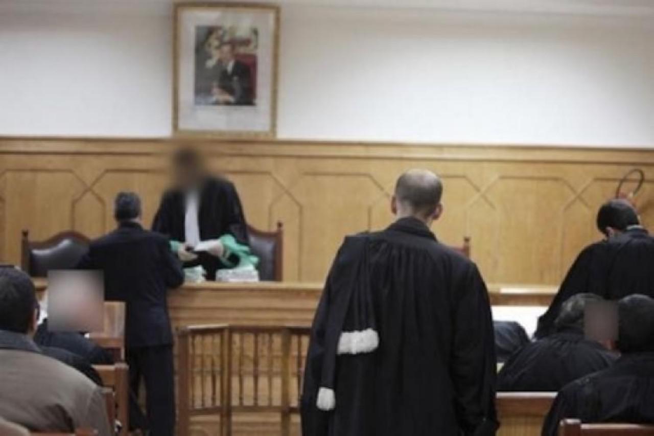 6 أشهر حبسا نافذا لسيدة أدينت بابتزاز وانتهاك خصوصية الغير بالحسيمة 4 %D9%85%D8%AD%D9%83%D9%85%D8%A9