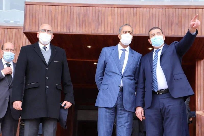 عبد اللطيف حموشي يَنزل إلى الميدان لتفقد الترتيبات الأمنية الخاصة بتأمين لقاء المنتخب المغربي (صور+فيديو) عبد اللطيف حموشي يَنزل إلى الميدان لتفقد الترتيبات الأمنية الخاصة بتأمين لقاء المنتخب المغربي (صور+فيديو)