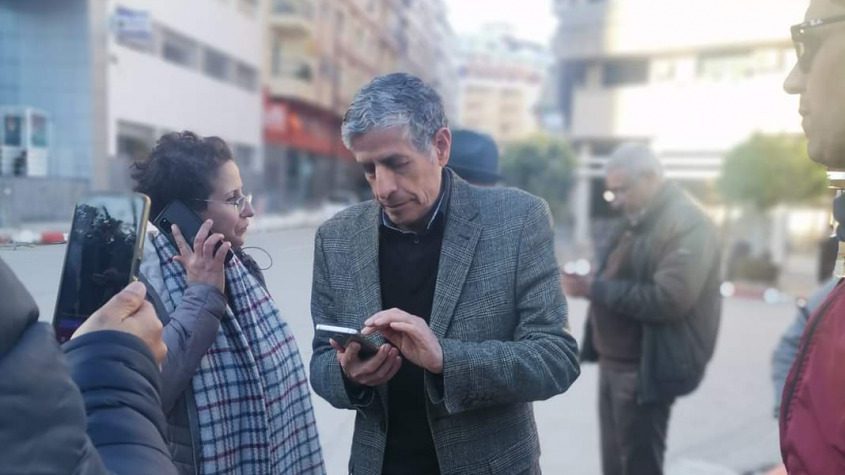 بعد تراجع الجهة المشتكية به.. إخلاء سبيل عبد الله الحريف الكاتب الوطني السابق لحزب النهج الديمقراطي (صورة) بعد تراجع الجهة المشتكية به.. إخلاء سبيل عبد الله الحريف الكاتب الوطني السابق لحزب النهج الديمقراطي (صورة)