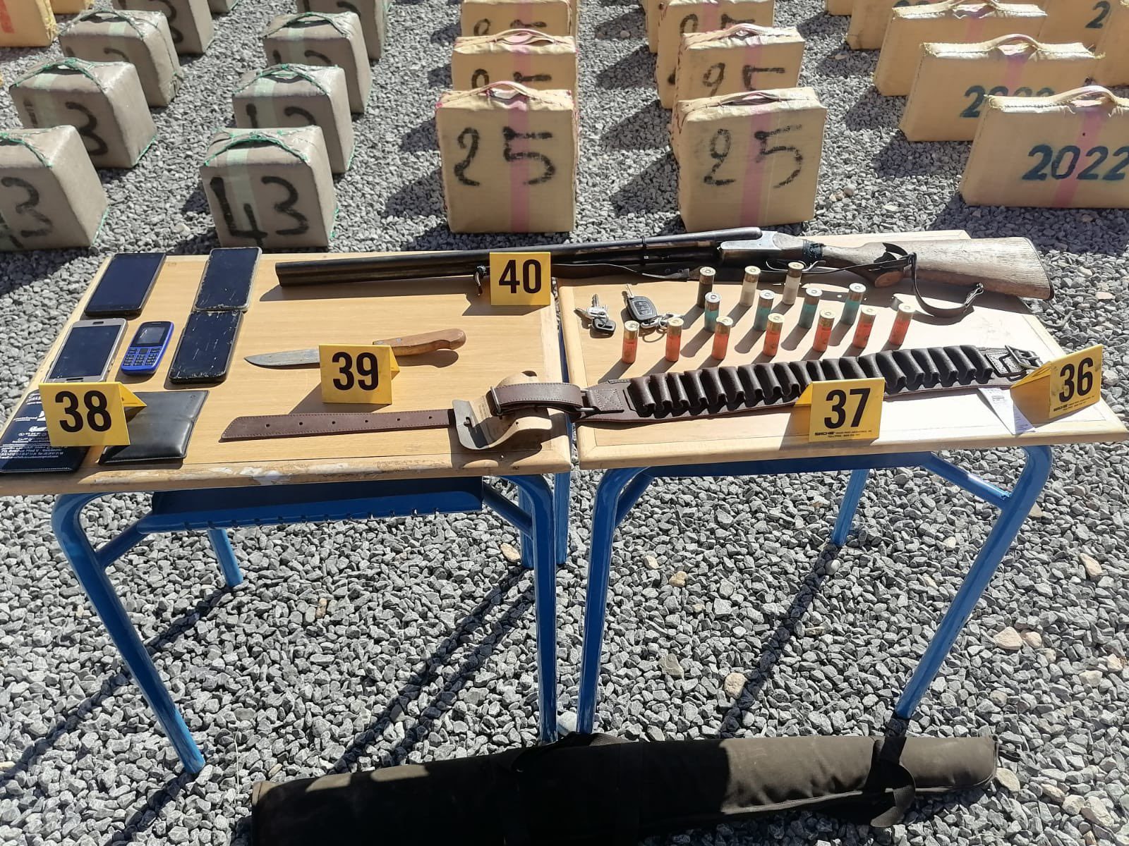 بفضل معلومات الديستي .. توقيف ثلاثة أشخاص وحجز حوالي 3ر2 طن من مخدر الشيرا بكلميم (صور)
