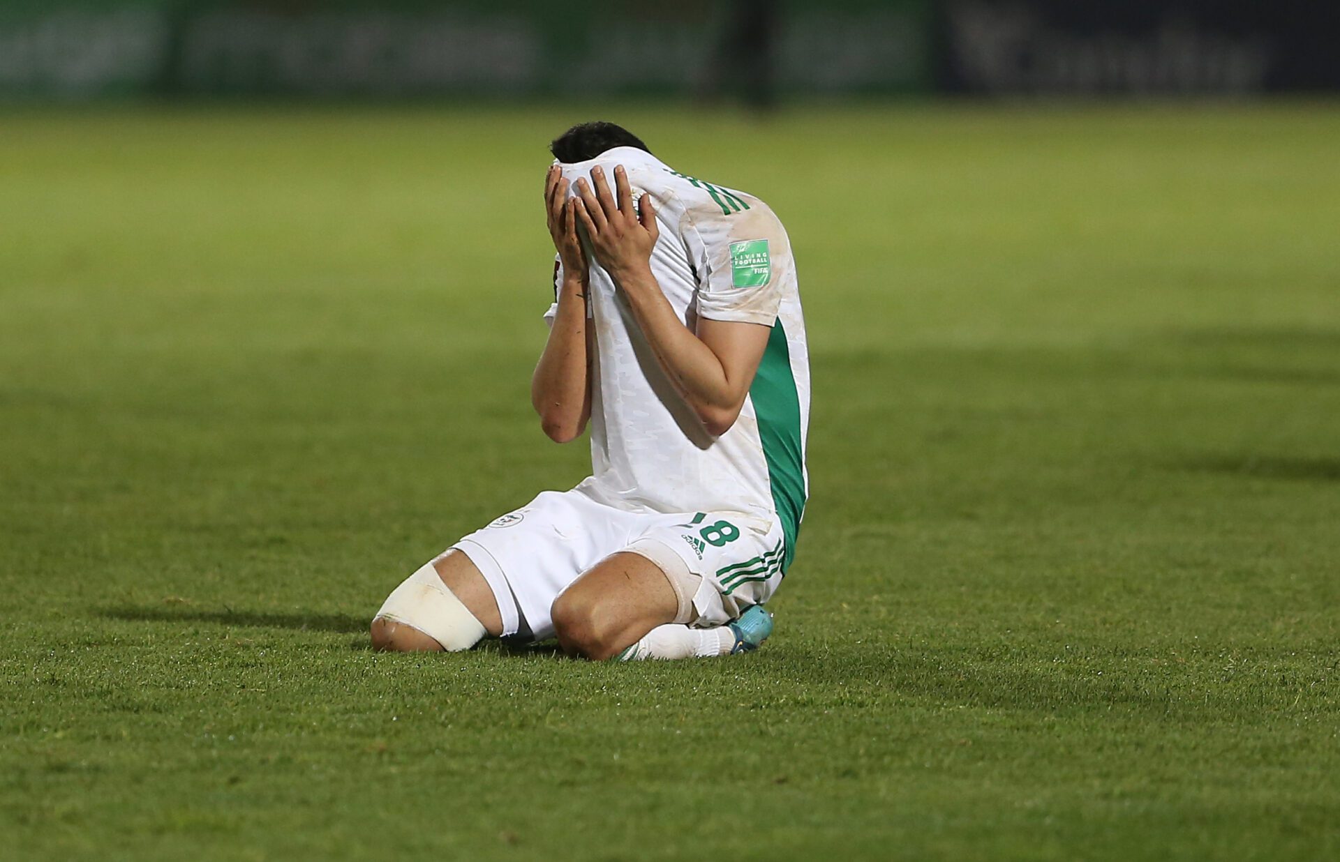إعادة مباراة الجزائر والكاميرون.. الفيفا تكشف موعد النظر في الطلب الجزائري 1 GettyImages 1239627156