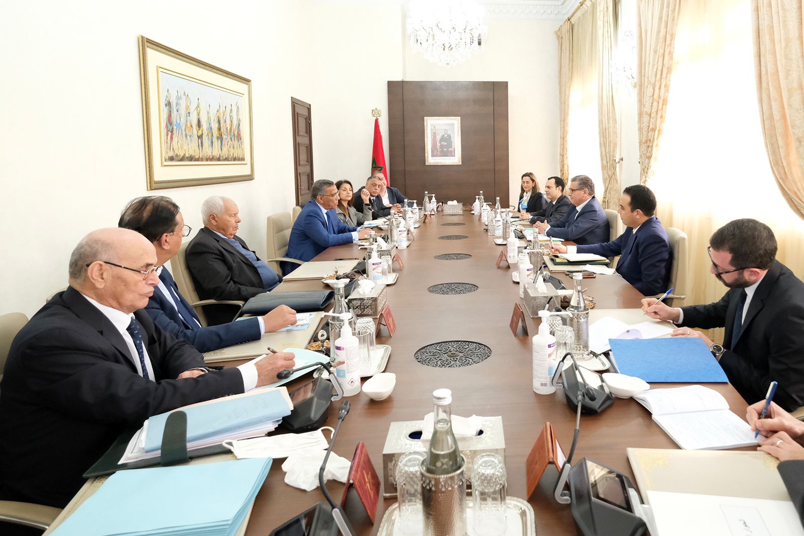 عاجل.. الحكومة توقع اتفاقا مع المركزيات النقابية والاتحاد العام لمقاولات المغرب قبيل عيد الشغل 1 الحكومة والنقابات والباطرونا