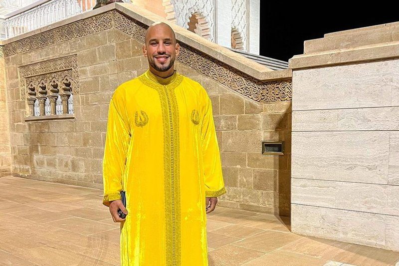 آل زعيتر.. حكاية إخوة جعلوا من عاهل البلاد ندا لهم تحت شعار “تقادو الكتاف” آل زعيتر.. حكاية إخوة جعلوا من عاهل البلاد ندا لهم تحت شعار “تقادو الكتاف”