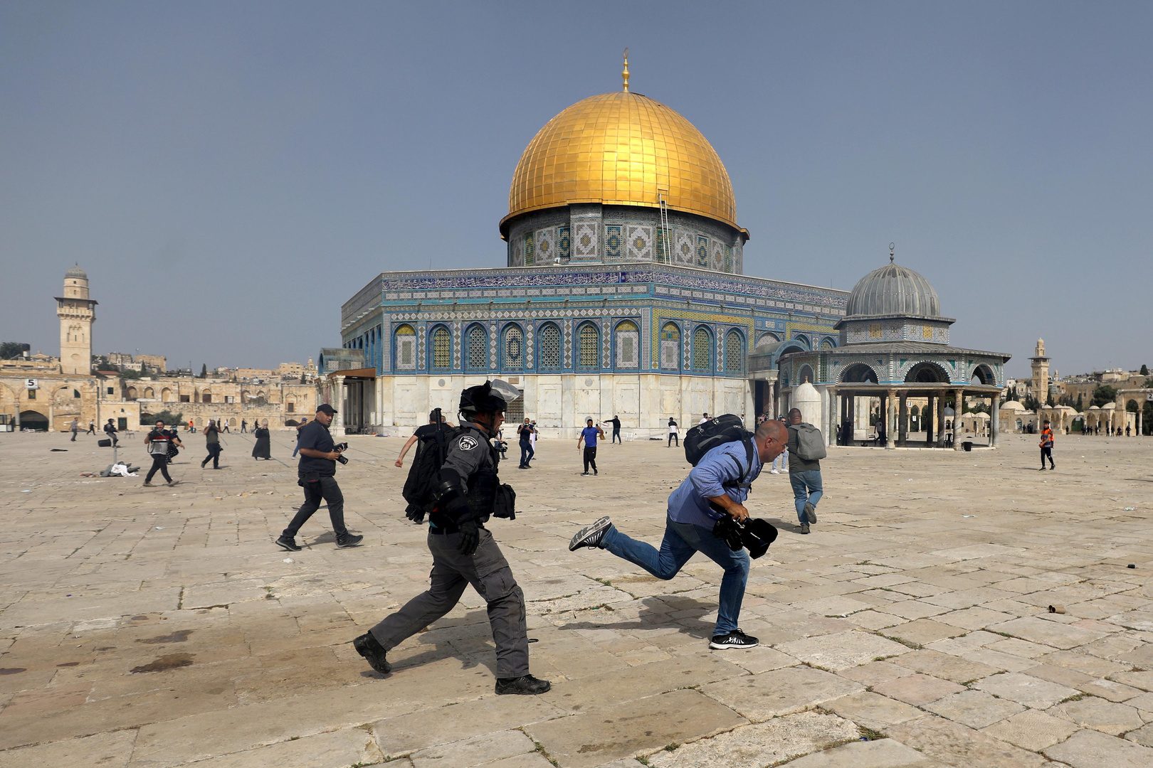 مخطط تخريبي ومتاجرة بالقضية الفلسطينية.. محللون جزائريون يكشفون دور إيران و الجزائر في "طوفان الأقصى" 1 المسجد الأقصى