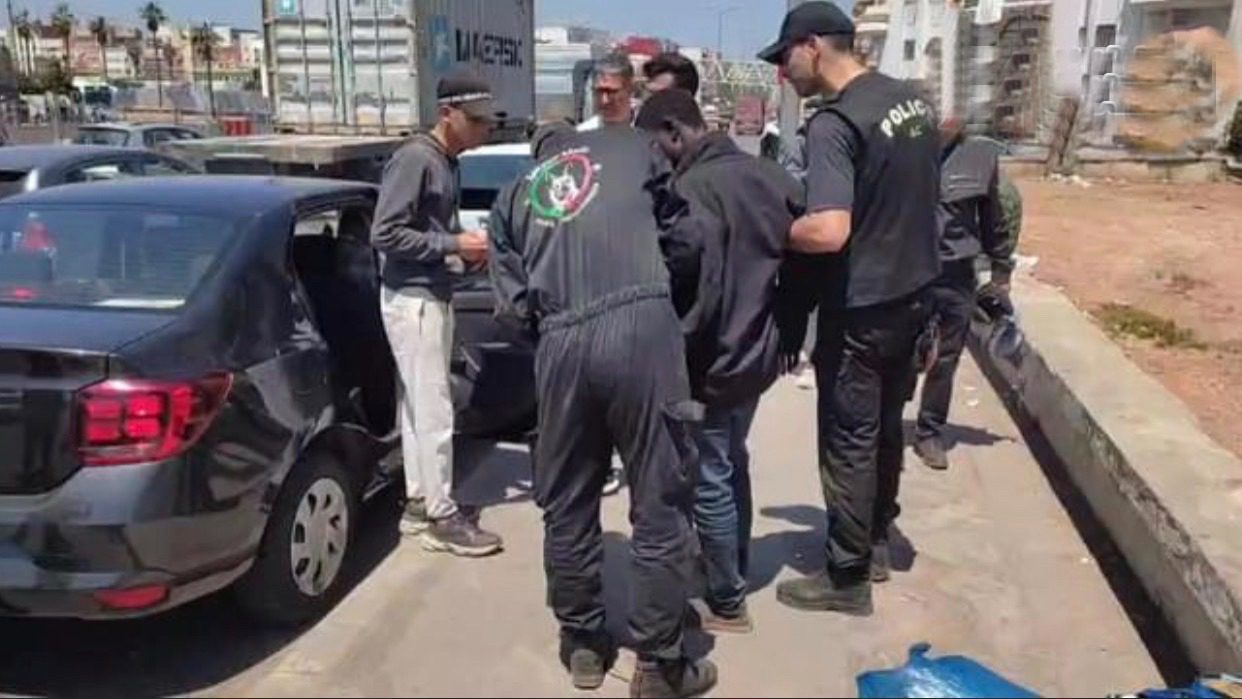توقيف أفارقة