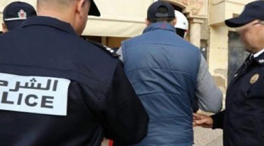 آسفي.. توقيف مواطن هولندي مبحوث عنه دوليا بموجب نشرة حمراء لمنظمة الأنتربول للاشتباه في ارتباطه بشبكة إجرامية تنشط في تهريب المخدرات على الصعيد الدولي 1 الشرطة
