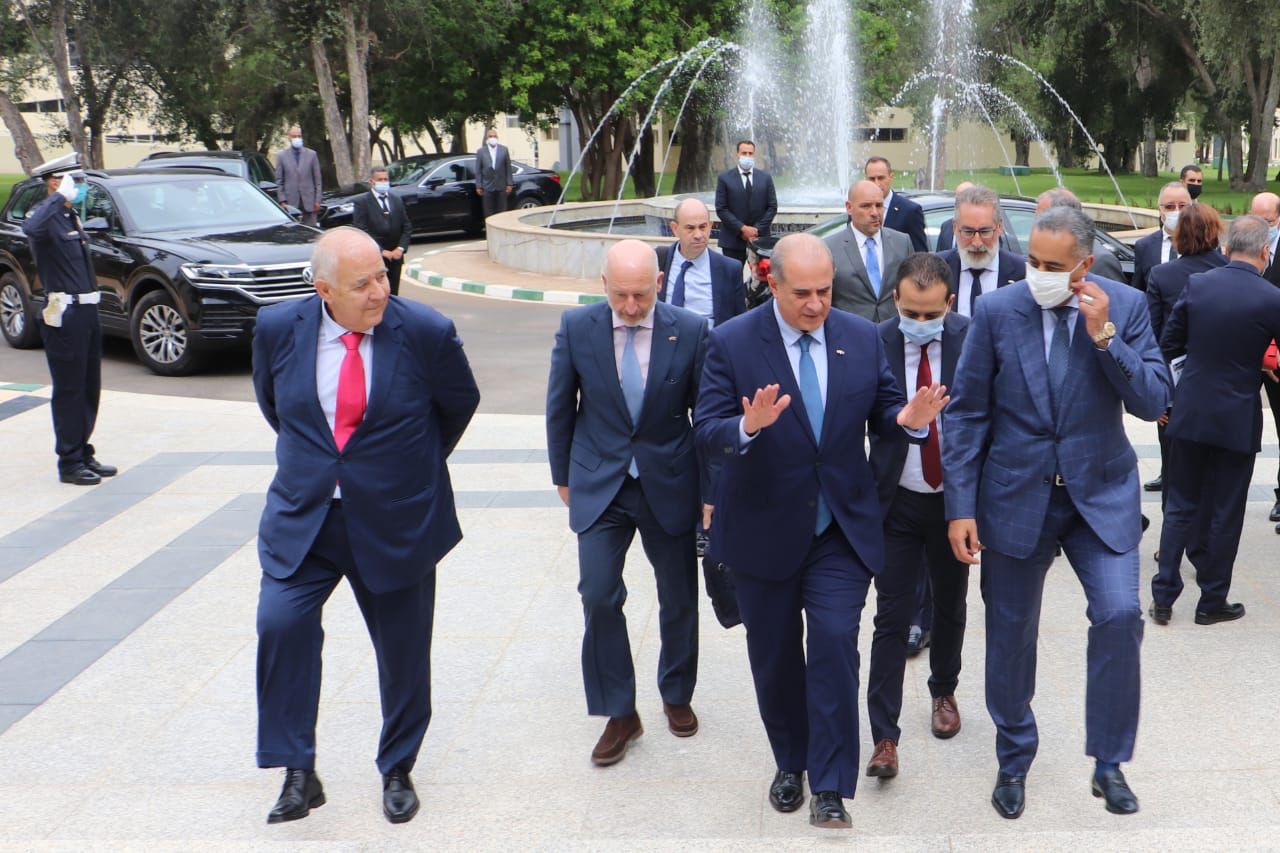 بالصور.. عبد اللطيف حموشي يستقبل المدير العام للشرطة الوطنية الإسبانية وملفات أمنية على طاولة النقاش 1 حموشي وبيدرو
