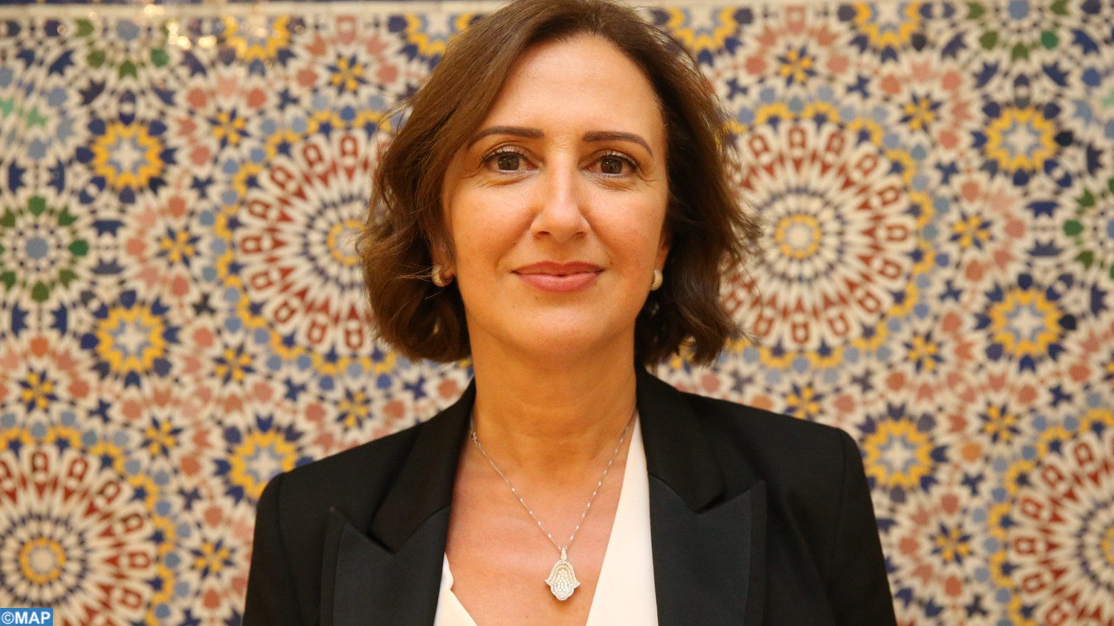 السياحة في المغرب ما بقاتش كتعمر العين.. وزيرة السياحة تحتقر المغاربة وتقضي عطلتها الصيفية بجزيرة زنجبار (صورة) 1 فاطمة الزهراء عمور