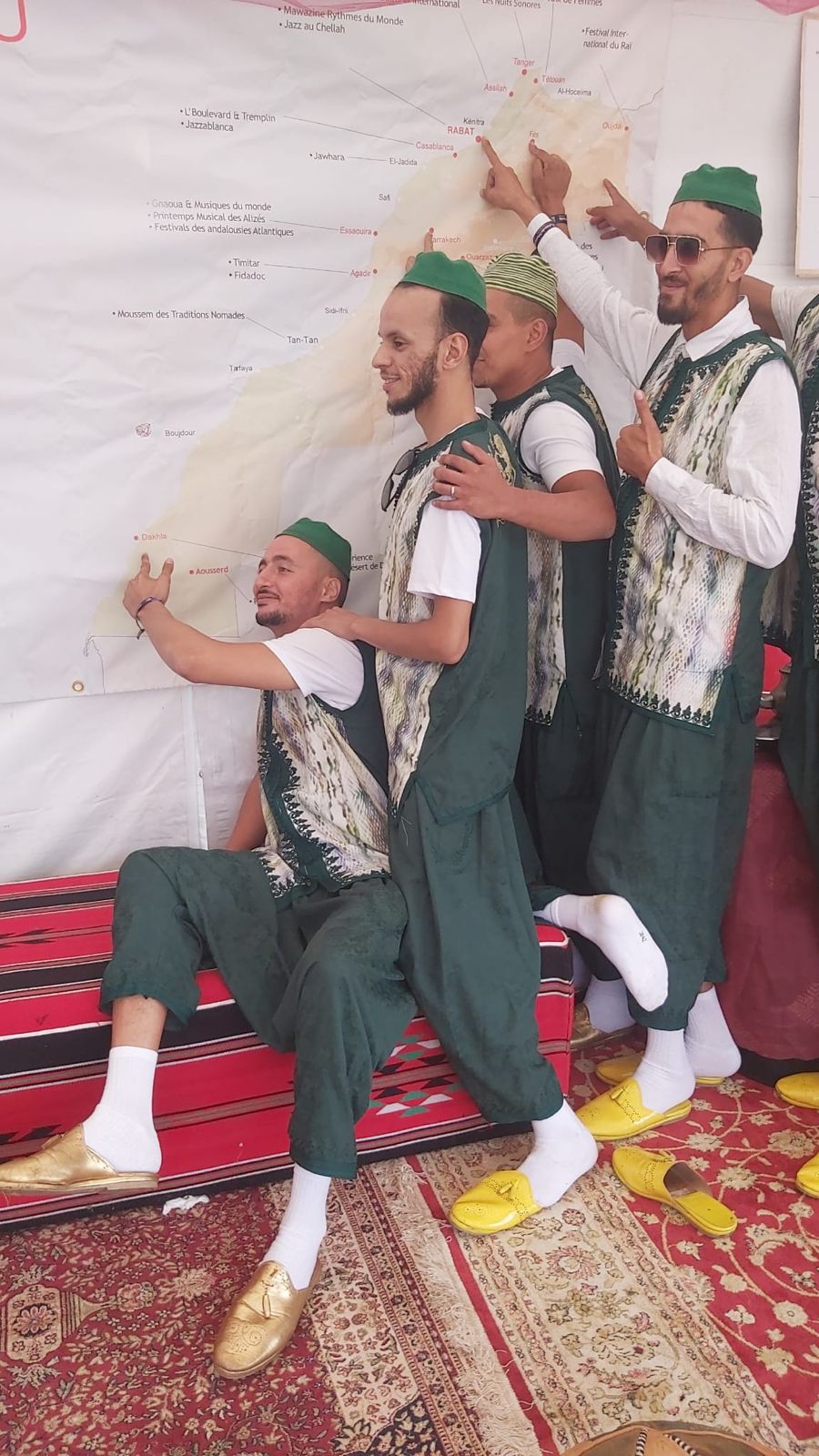 حينما يخدم الفن قضايا الأمة.. اعتماد خريطة المغرب كاملة بالدورة السابعة والثمانون من تظاهرة “عيد الإنسانية” بفرنسا (صور) حينما يخدم الفن قضايا الأمة.. اعتماد خريطة المغرب كاملة بالدورة السابعة والثمانون من تظاهرة “عيد الإنسانية” بفرنسا (صور)