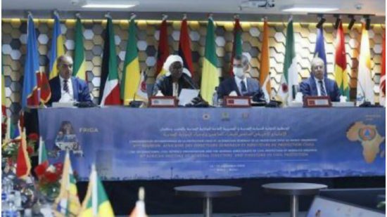 اجتماع مدراء الحماية المدنية بالدول الإفريقية.. القنصل العام للجزائر يعترض على خريطة المغرب المتضمنة للأقاليم الجنوبية (صورة) اجتماع مدراء الحماية المدنية بالدول الإفريقية.. القنصل العام للجزائر يعترض على خريطة المغرب المتضمنة للأقاليم الجنوبية (صورة)