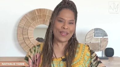 الناشطة الكاميرونية ناتالي يامن