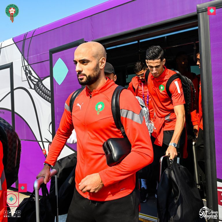 بالصور.. بعثة المنتخب المغربي تغادر مطار الدوحة في اتجاه المغرب بالصور.. بعثة المنتخب المغربي تغادر مطار الدوحة في اتجاه المغرب