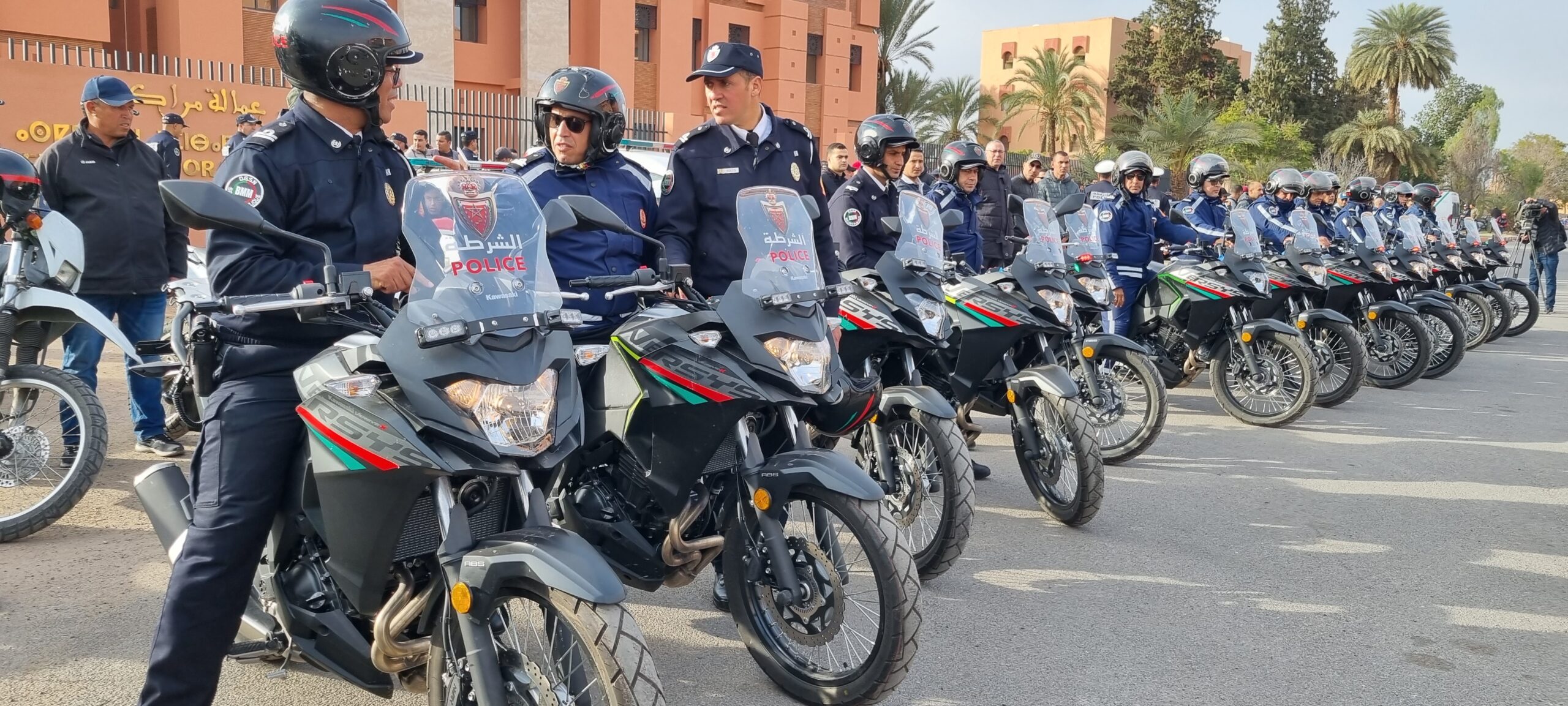 تحضيرات على قدم وساق.. رجال حموشي في الصفوف الأمامية لتأمين احتفالات رأس السنة (فيديوهات/صور) تحضيرات على قدم وساق.. رجال حموشي في الصفوف الأمامية لتأمين احتفالات رأس السنة (فيديوهات/صور)