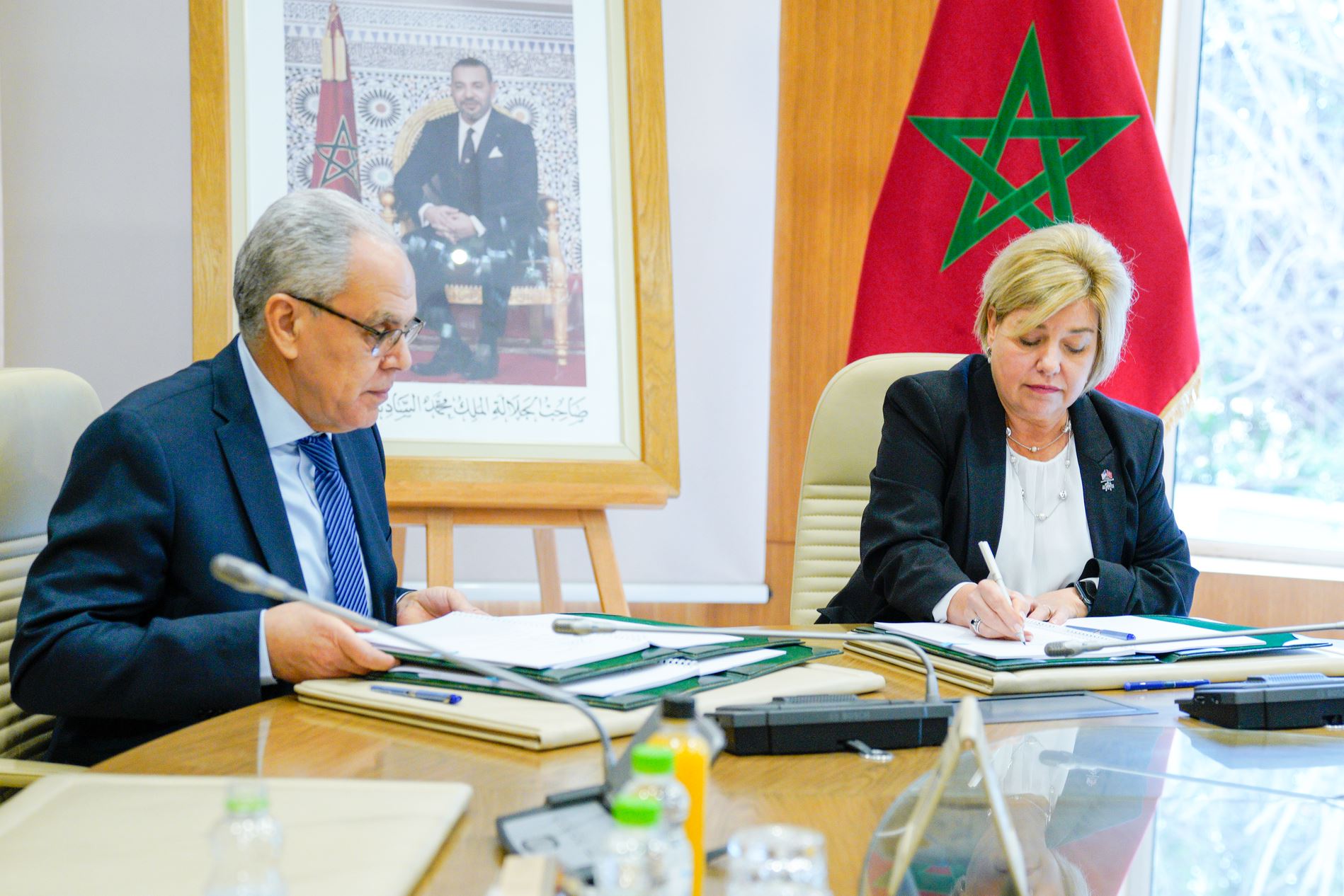 إتفاقية بين إدارة الدفاع الوطني وشركة بوينغ الأمريكية لتعزيز قدرات القوات المسلحة الملكية 1 اتفاق للتعويض الصناعي مع شركة بوينغ الأمريكية
