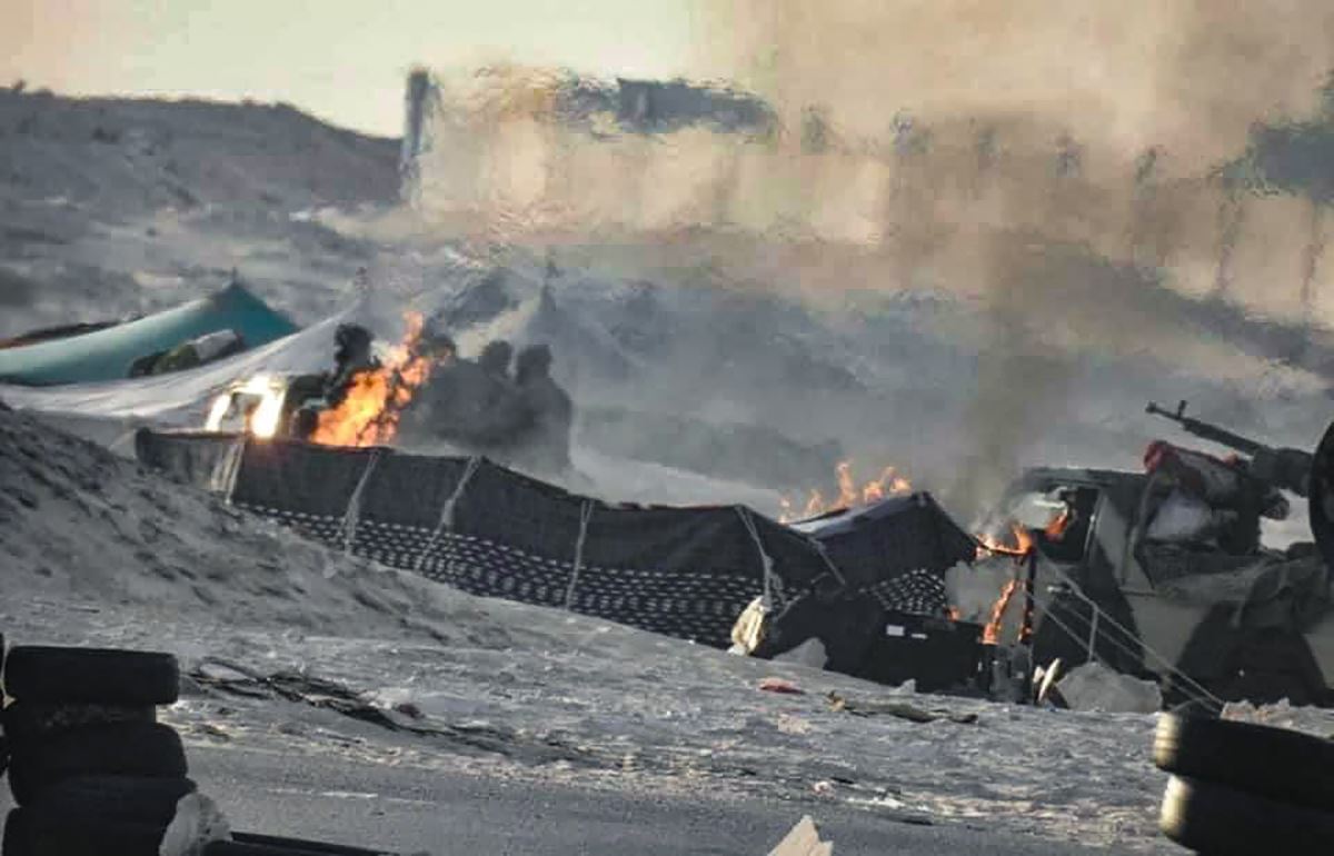 مهاجمة مقر تابع لعصابة "البوليساريو" و إحراق مركباتهم (صور و فيديوهات) 1 تندوف
