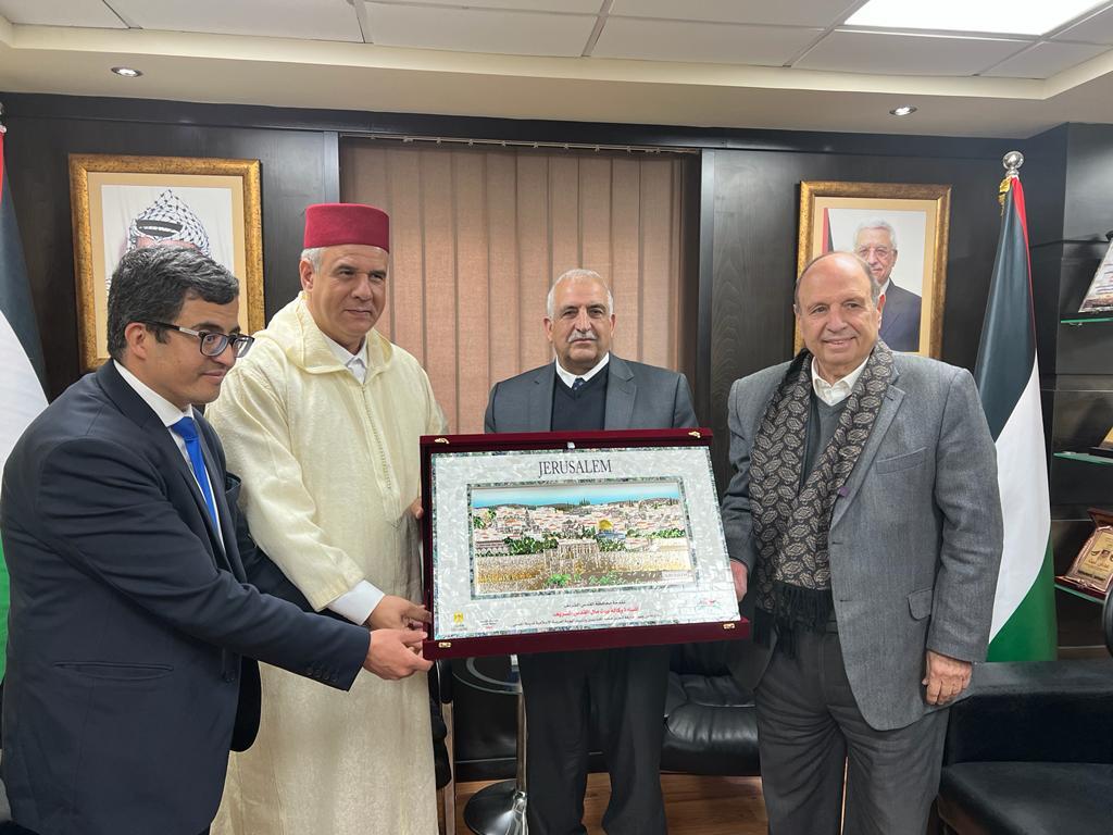 اعترافا بمجهودات المغرب ملكا وشعبا.. تكريم وكالة بيت مال القدس الشريف بمقر محافظة القدس 1 سالم الشرقاوي