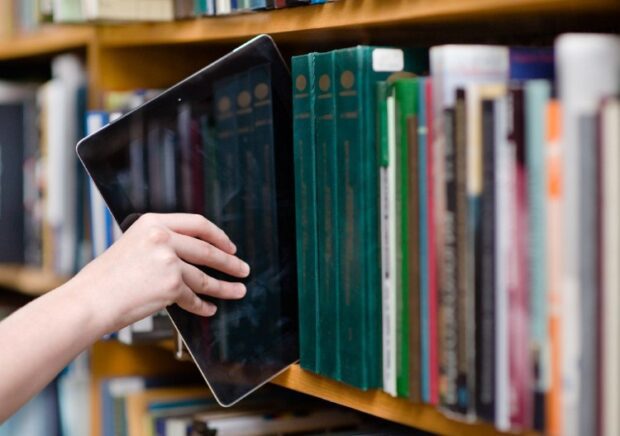 مكتبة رقمية