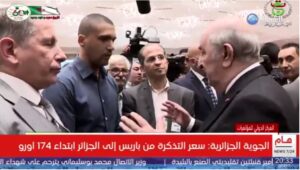 كيف تحول خالد الدرارني من "رمز حرية الصحافة" في الجزائر إلى "آلة دعائية" لنظام العسكر كيف تحول خالد الدرارني من "رمز حرية الصحافة" في الجزائر إلى "آلة دعائية" لنظام العسكر