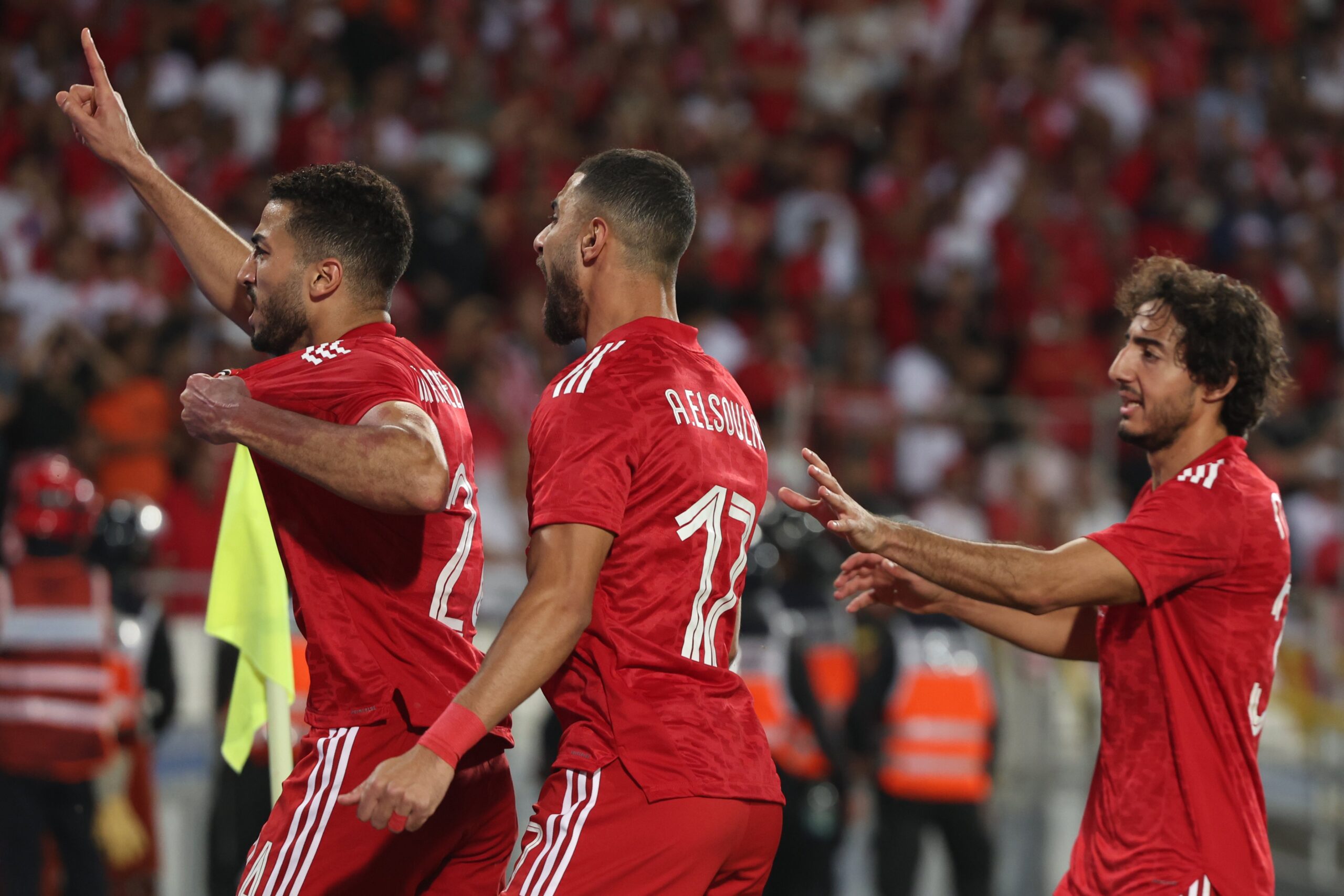 الأهلي المصري يتوج بلقب عصبة الأبطال الإفريقية على حساب الوداد الرياضي 1 الاهلي