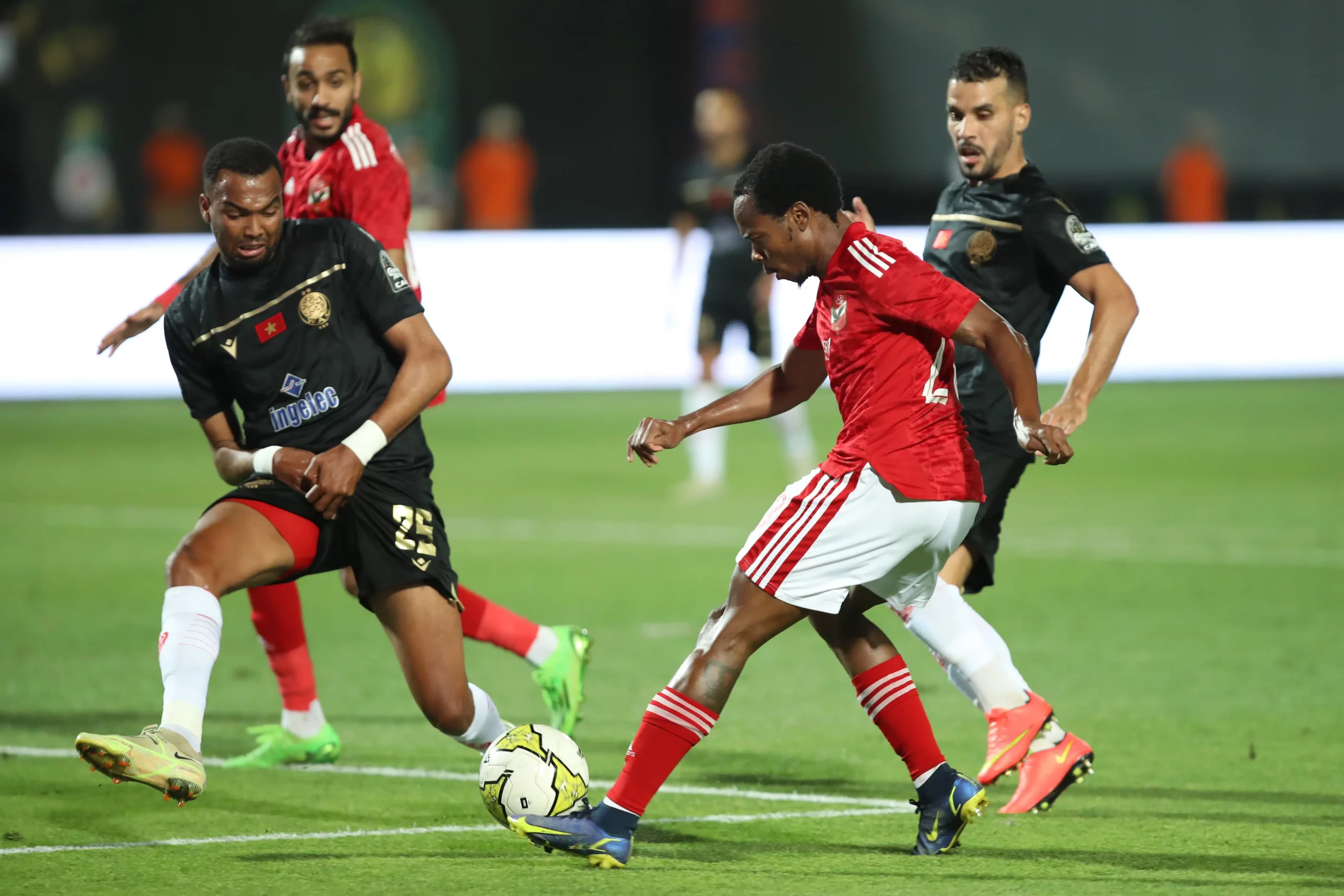 ذهاب نهائي دوري أبطال إفريقيا.. الوداد ينهزم بالقاهرة و الحسم يؤجل للإياب 1 الاهلي الوداد