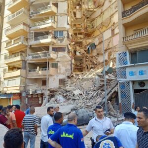 انهيار مبنى في مصر انهيار مبنى في مصر