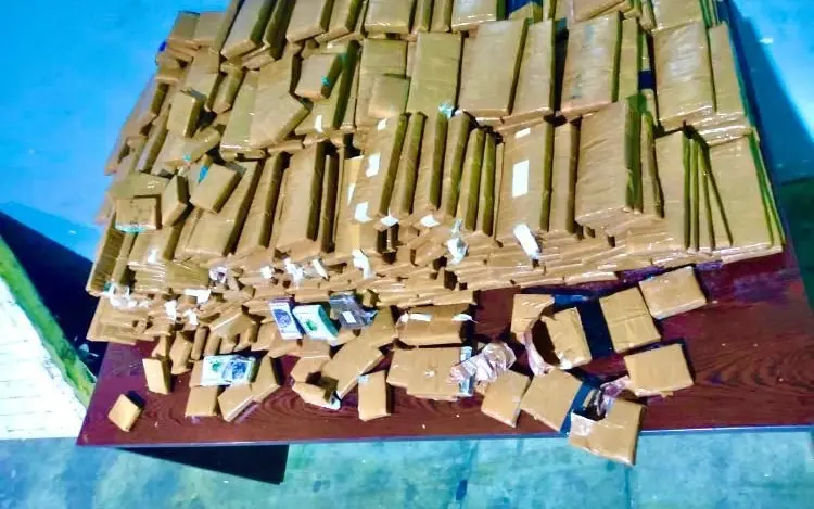 تنسيق بين الأمن والجمارك يحبط محاولة تهريب دولي للمخدرات بميناء طنجة المتوسط 1 المخدرات