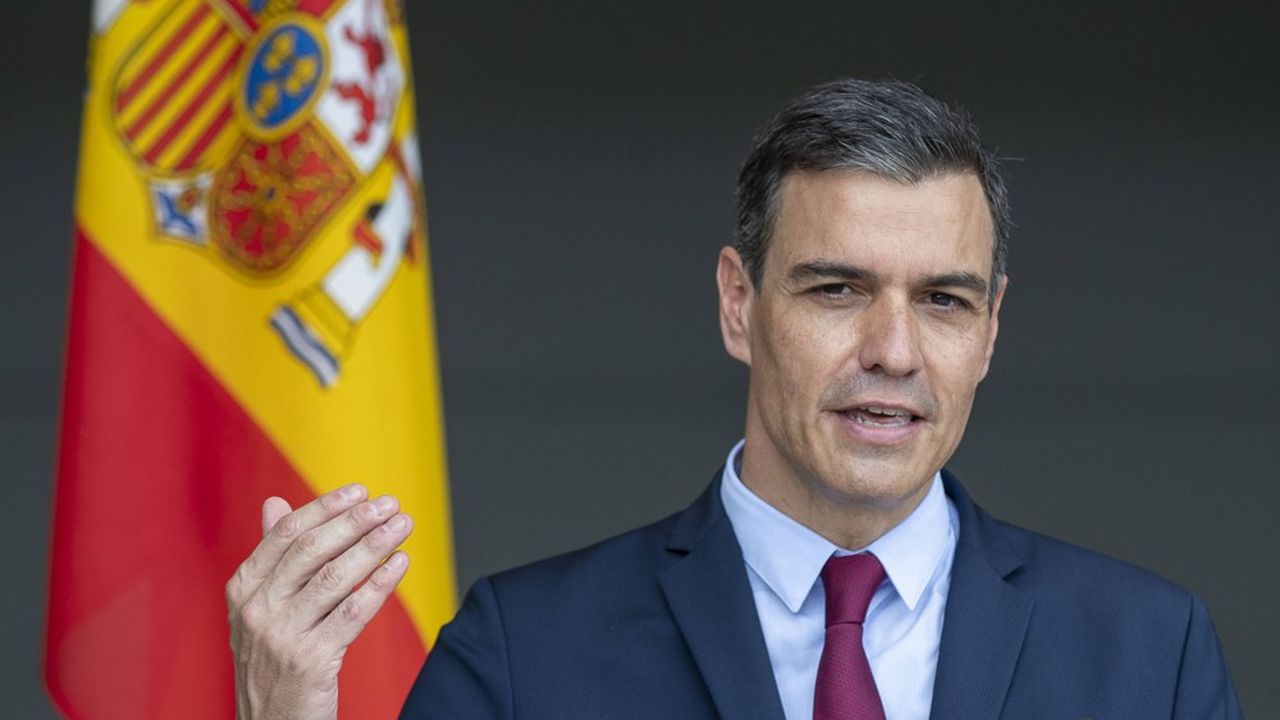 مونديال 2030.. بيدرو سانشيز يؤكد أن ترشح إسبانيا والبرتغال والمغرب لتنظيم كأس العالم لكرة القدم هو مشروع قوي وطموح 1 بيدرو سانشيز