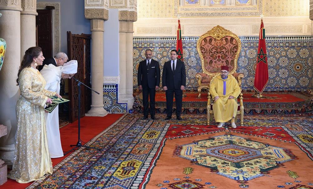 الملك محمد السادس يعين عددا من السفراء الجدد ويخصهم باستقبال بالقصر الملكي بالرباط 1 السفراء المغاربة