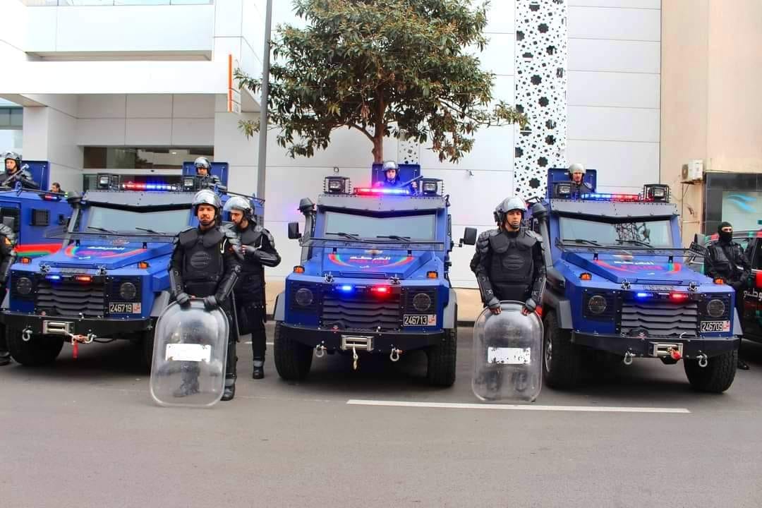 بإشراف عبد اللطيف حموشي.. عمليات استباقية وتدابير مشددة تعرفها مختلف المدن المغربية لتأمين احتفالات رأس السنة الجديدة (صور) بإشراف عبد اللطيف حموشي.. عمليات استباقية وتدابير مشددة تعرفها مختلف المدن المغربية لتأمين احتفالات رأس السنة الجديدة (صور)