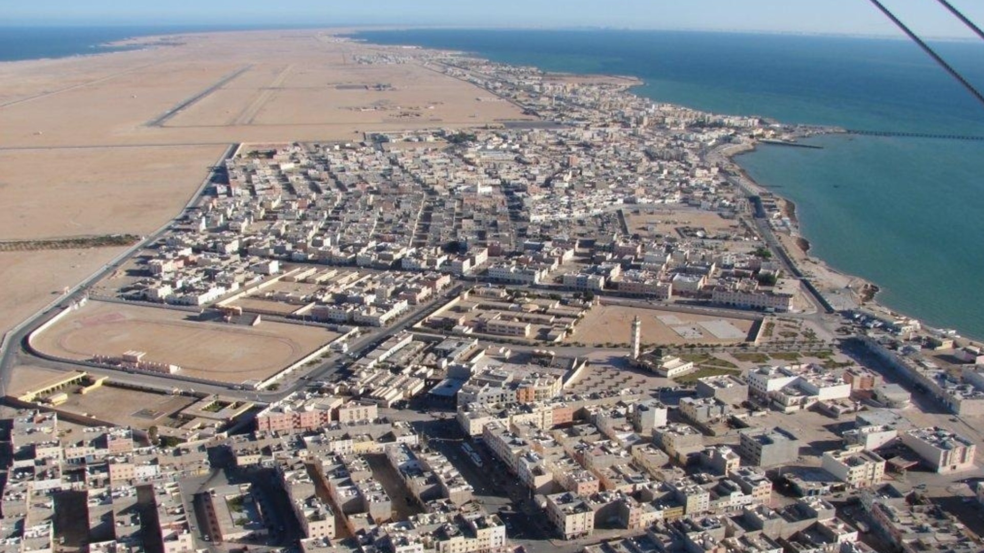 مدينة الداخلة تحتضن المؤتمر الإقتصادي للغرف العربية الإفريقية 1 مدينة الداخلة