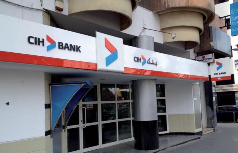 زبناء CIH يتفاجؤون باقتطاعات مهمة من حساباتهم و المجموعة البنكية تضطر للخروج بتوضيح (صورة) 1 CIH