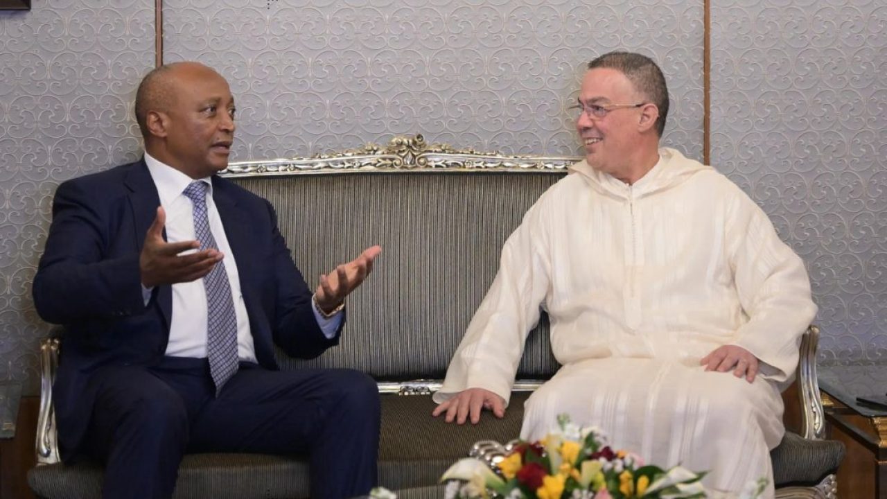 رئيس الكاف يفتخر ويشيد بالمغرب كنموذج ريادي لتطوير كرة القدم الإفريقية 1 Patrice Motsepe Lakjaa