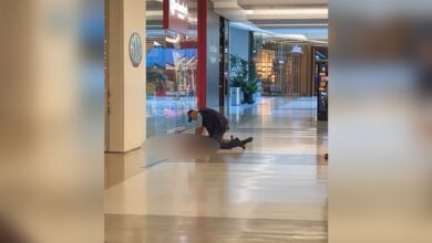 بالفيديو.. مقتل شخص وإصابة سبعة آخرون خلال هجوم بسكين في مدينة سيدني الأسترالية